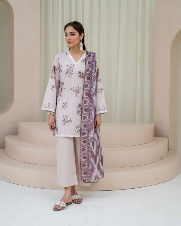 Charizma Printed Lawn Banadora 3-Piece Suit with Voile Dupatta – Summer Collection 2025