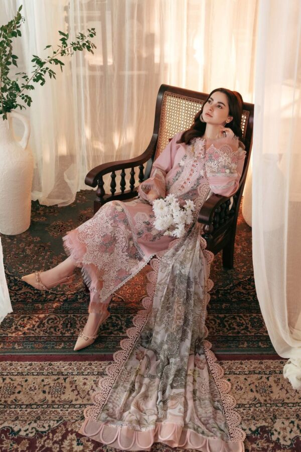 Jade Chickenkari 3PC embroidered lawn suit with silk dupatta, cutwork daman patch, and embroidered sleeves – Dress Glam