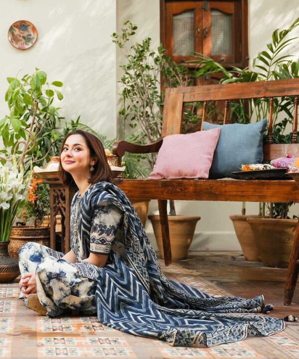 Sapphire Printed Lawn Suit – Embroidered Neck Patch & Chiffon Dupatta- dress glam